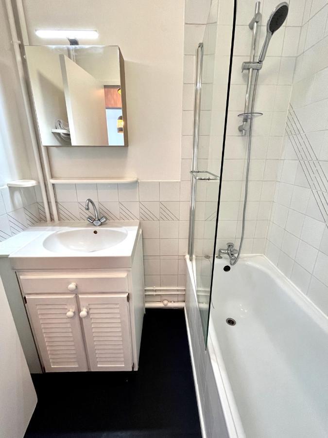 Nihal, Studio Proche Zenith Avec Parking Et Balcon 캉 외부 사진